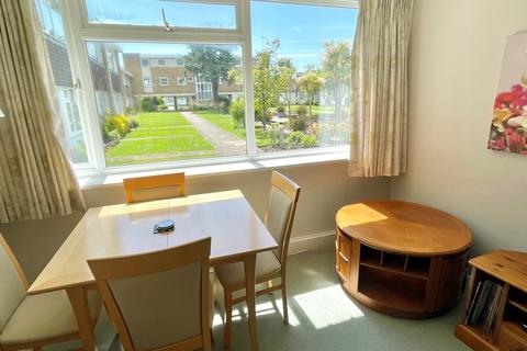 2 bedroom ground floor flat for sale, Bramber Square, Rustington