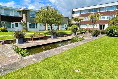 2 bedroom ground floor flat for sale, Bramber Square, Rustington