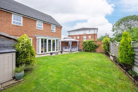 4 bedroom detached house for sale, Snow Crest Place, Stapeley Gardens, Nantwich