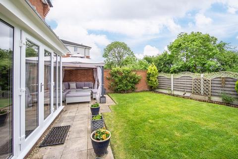 4 bedroom detached house for sale, Snow Crest Place, Stapeley Gardens, Nantwich