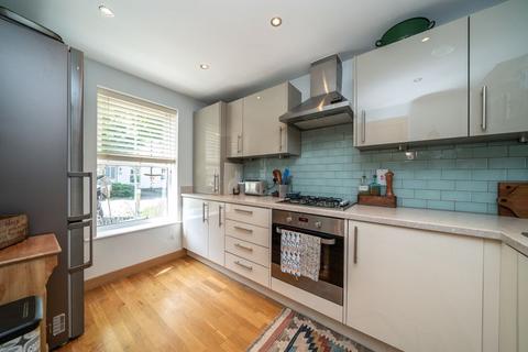 4 bedroom end of terrace house for sale, Ver Brook Avenue, Markyate