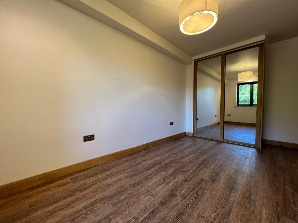 Second Bedroom (1)