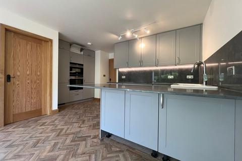 2 bedroom apartment to rent, Ashworth Park, Cambridge CB3