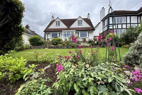 3 bedroom detached house for sale, Llandudno Road, Penrhyn Bay