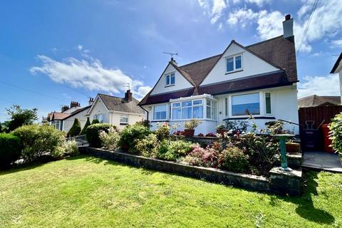 3 bedroom detached house for sale, Llandudno Road, Penrhyn Bay