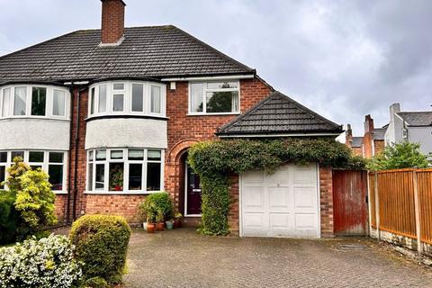 3 bedroom semi-detached house for sale, Wakefield Close, Sutton Coldfield, B73 5UT