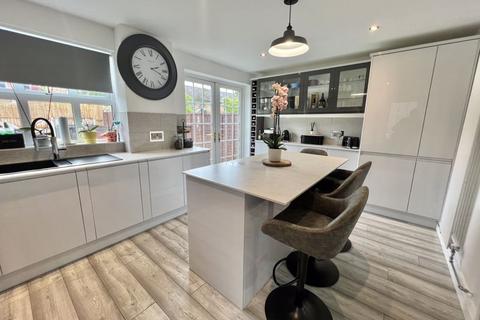 6 Denegate Close, Minworth, Sutton Coldfield, B76 1XN
