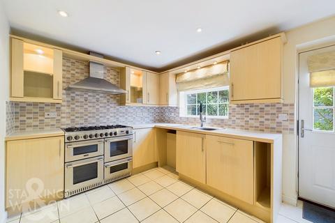 4 bedroom townhouse for sale, Orchard Close, Eye