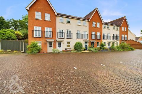 4 bedroom end of terrace house for sale, Orchard Close, Eye