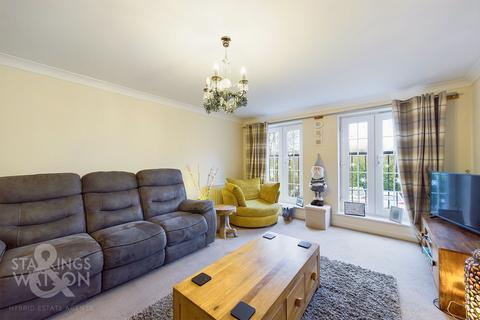 4 bedroom end of terrace house for sale, Orchard Close, Eye