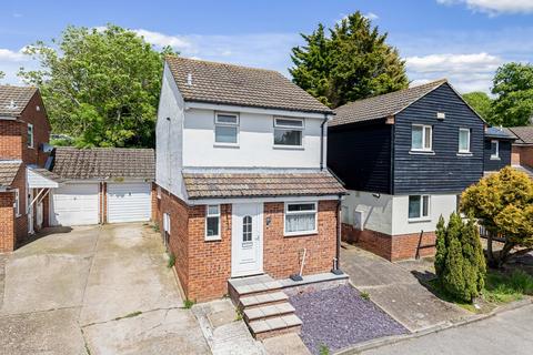 261 Downs Road, Folkestone, CT19 5TH
