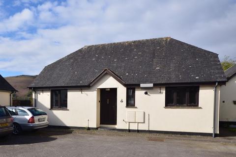 2 bedroom detached bungalow for sale, 6 Stannary Place, Chagford, Devon