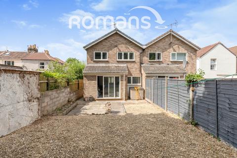 4 bedroom semi-detached house to rent, New Buildings, Fishponds BS16