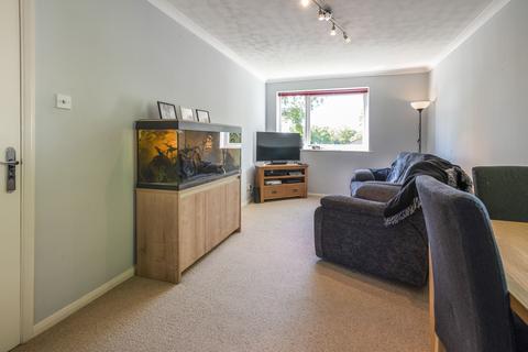 2 bedroom apartment to rent, Brittain Court, Sandhurst
