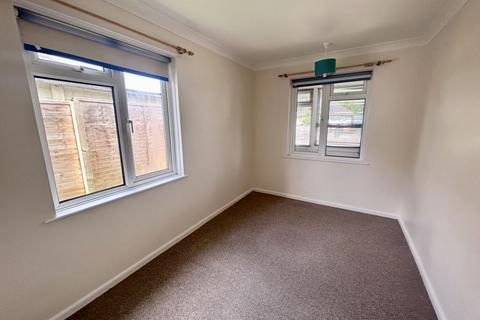 2 bedroom detached bungalow for sale, Fairview Crescent, Sandown