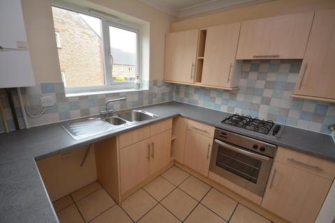 3 bedroom terraced house to rent, The Sidings, Cowes