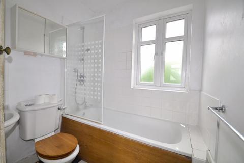 79 Queens Road, New Malden, KT3 6BY