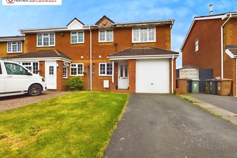 3 bedroom semi-detached house to rent, Basalt Close, Walsall