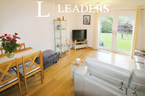 2 bedroom end of terrace house to rent, Rushton Grove