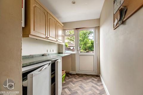 20 Cape Close, Colchester, CO3 4LX
