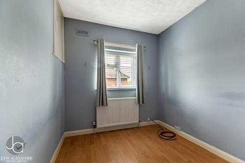 20 Cape Close, Colchester, CO3 4LX