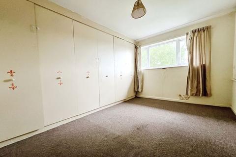 2 bedroom flat for sale, Lydford Gardens, Breightmet