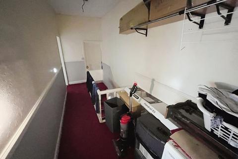 282 Willows Lane, Bolton, BL3 4BT