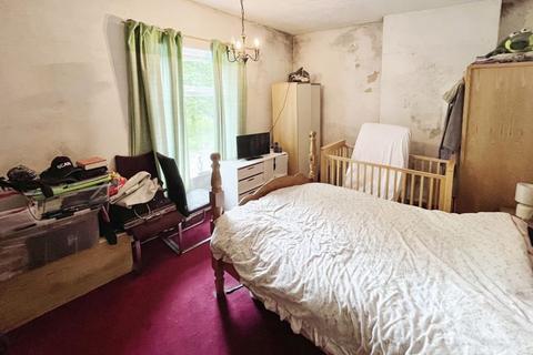 282 Willows Lane, Bolton, BL3 4BT