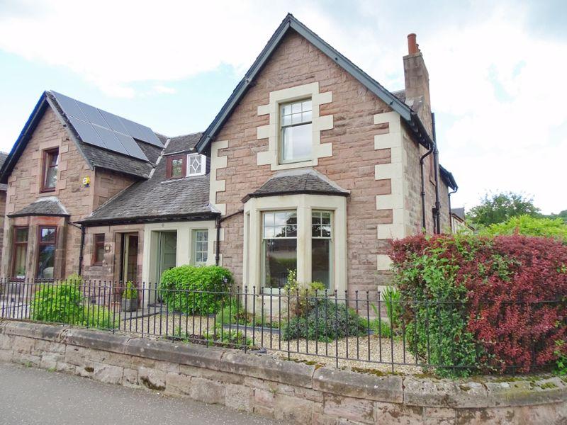 Tullibody Road, Alloa FK10 3 bed semidetached house for sale £239,000