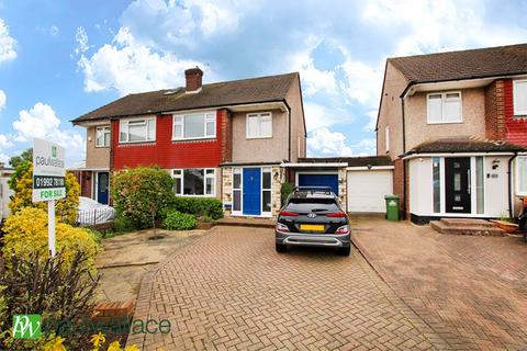 3 bedroom semi-detached house for sale, Landmead Road, Cheshunt