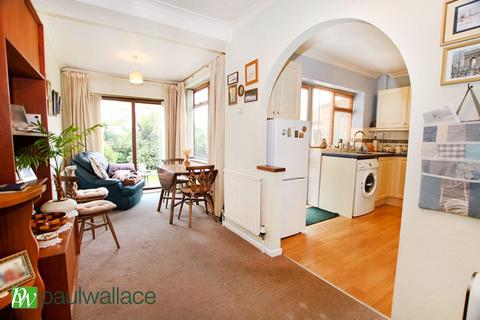 27 Landmead Road, Cheshunt, Waltham Cross, EN8 9HP