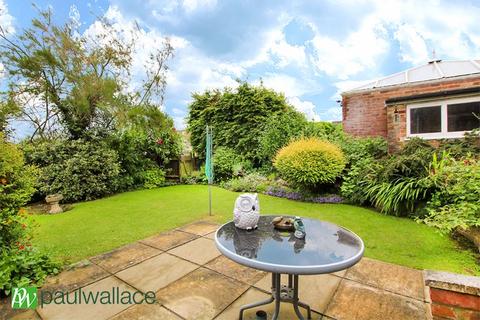 27 Landmead Road, Cheshunt, Waltham Cross, EN8 9HP