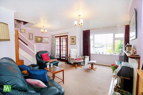 27 Landmead Road, Cheshunt, Waltham Cross, EN8 9HP