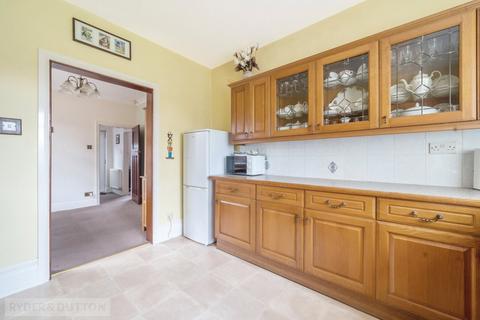 9 Brierley Drive, Middleton, Manchester, M24 1DN