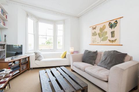 1 bedroom flat to rent, Santley Street