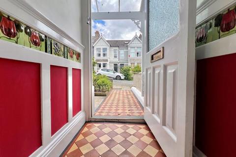 3 bedroom terraced house for sale, Edgcumbe Park Road, Peverell, Plymouth. A gorgeous 3 bedroomed family home, large GARAGE, lots of character. No chain.