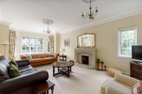 3 Craigerne Crescent, Peebles, EH45 9HW