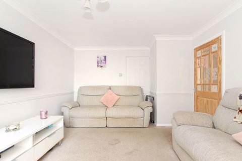 3 bedroom semi-detached house for sale, Dunstable