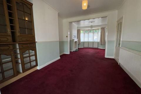 3 bedroom terraced house for sale, Castle Road, Northolt