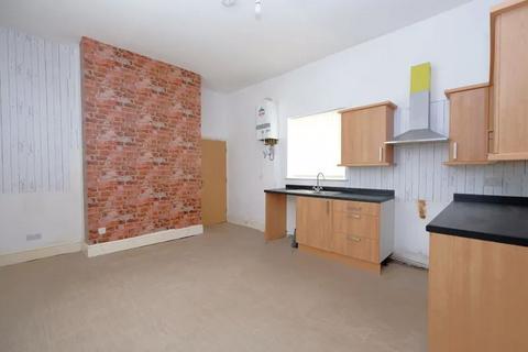 2 bedroom apartment to rent, Liverpool Road, Manchester