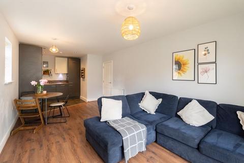 1 bedroom apartment for sale, Sherbrooke Way, Worcester Park, KT4