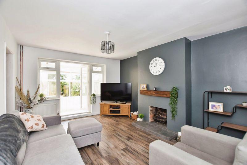 Downsway, Salisbury 2 bed bungalow for sale £325,000