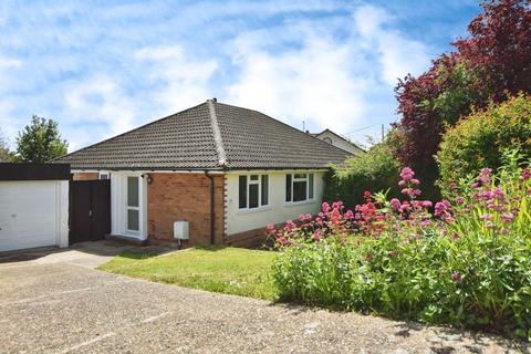 2 bedroom bungalow for sale, Downsway, Salisbury                                                                                 *VIDEO TOUR*