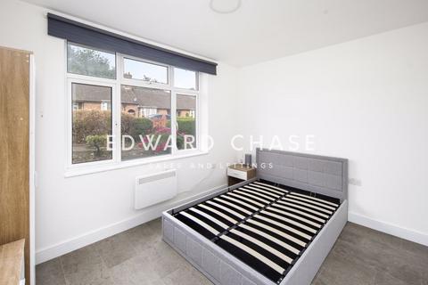 Property to rent, Barrington Road, Loughton, IG10