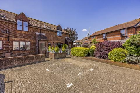 1 bedroom terraced house for sale, Warblington Street, Old Portsmouth