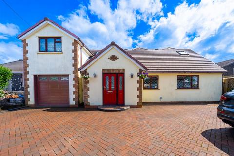 6 bedroom detached house for sale, Pontygwindy Road, Caerphilly, CF83 3HY