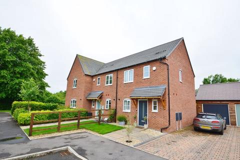 2 bedroom terraced house for sale, Bishops Way, Worminghall