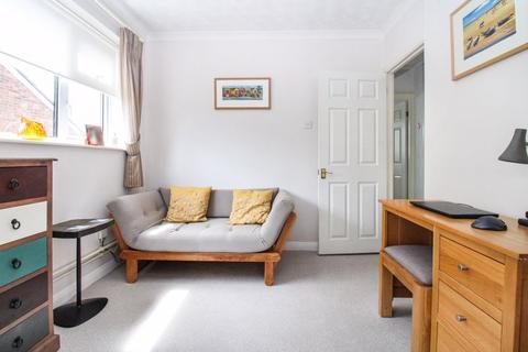 130 Brookfield Road, Bedford, MK41 9LL