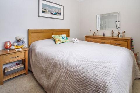 130 Brookfield Road, Bedford, MK41 9LL