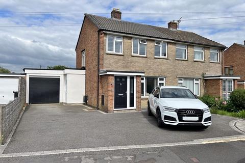 3 bedroom semi-detached house for sale, Mendip Drive, Frome